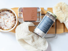 Load image into Gallery viewer, honey rose bath salts